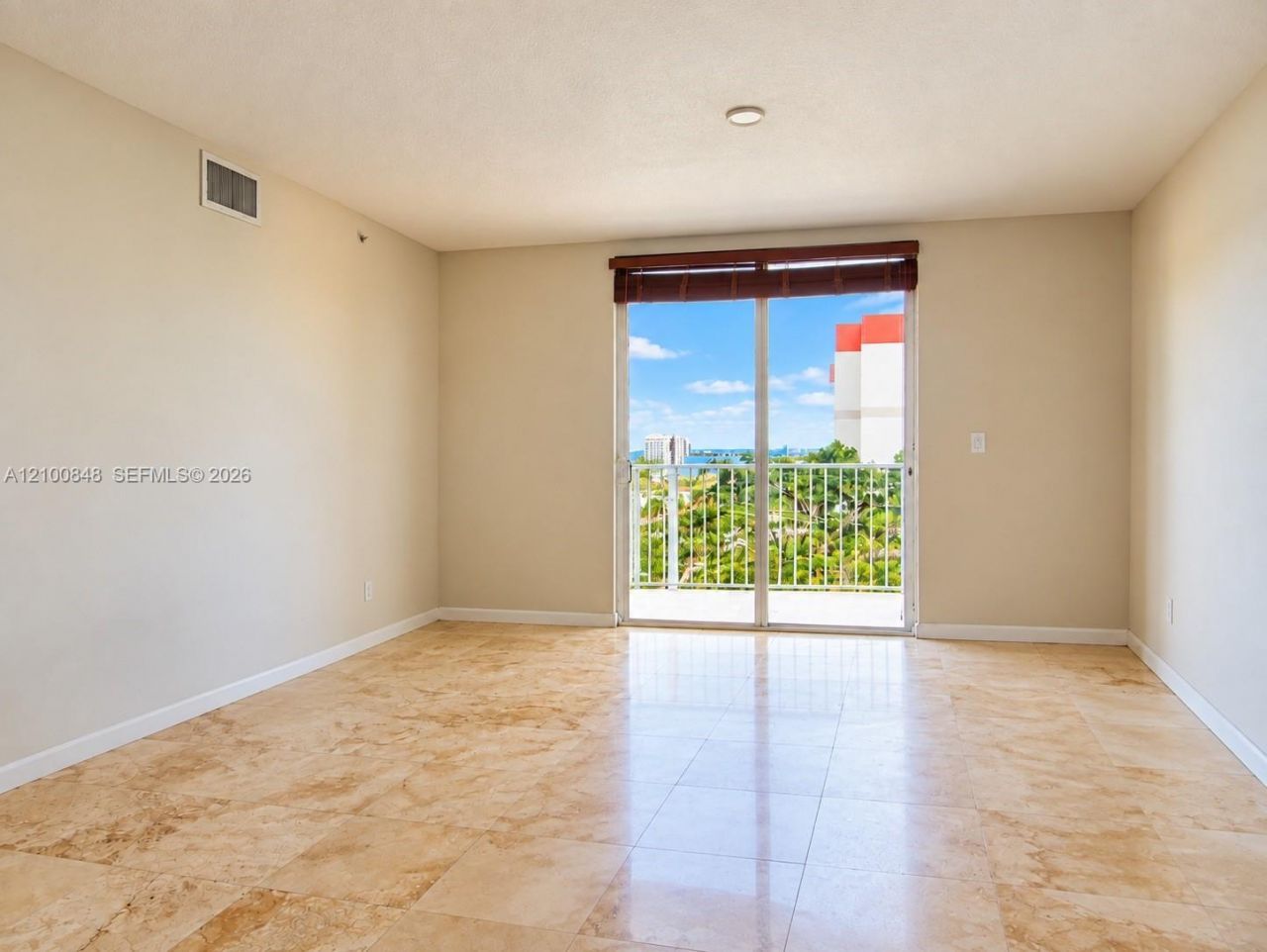 1555 N Treasure Dr , Unit 506, North Bay Village, FL 33141 Photo