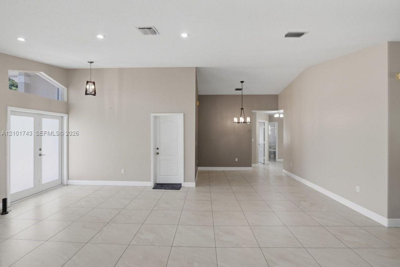 20221 SW 85th Ct, Cutler Bay, FL 33189 Photo