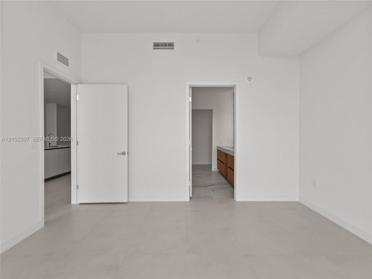 1400 Biscayne Blvd , Unit 309, Miami, FL 33132 Photo