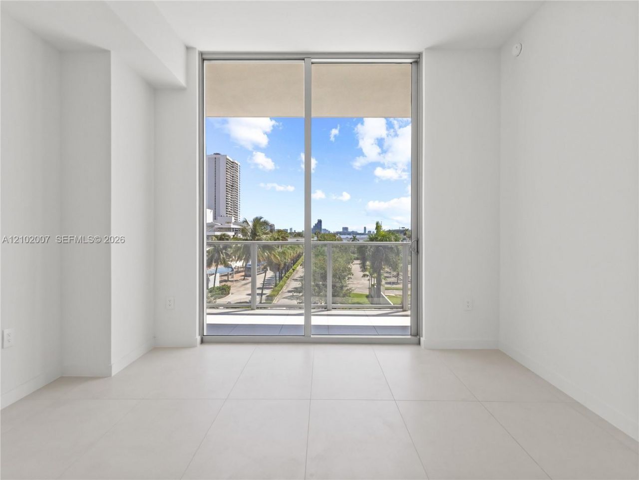 1400 Biscayne Blvd , Unit 309, Miami, FL 33132 Photo