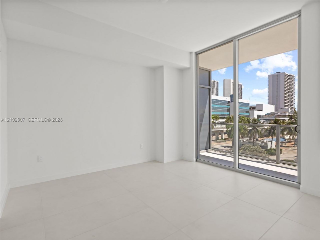 1400 Biscayne Blvd , Unit 309, Miami, FL 33132 Photo