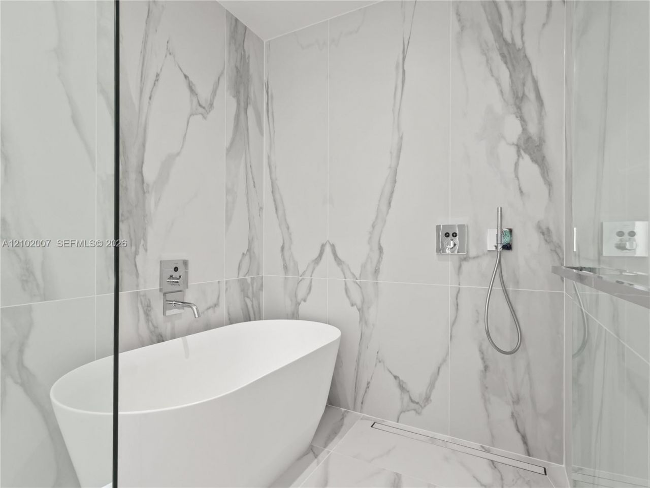 1400 Biscayne Blvd , Unit 309, Miami, FL 33132 Photo