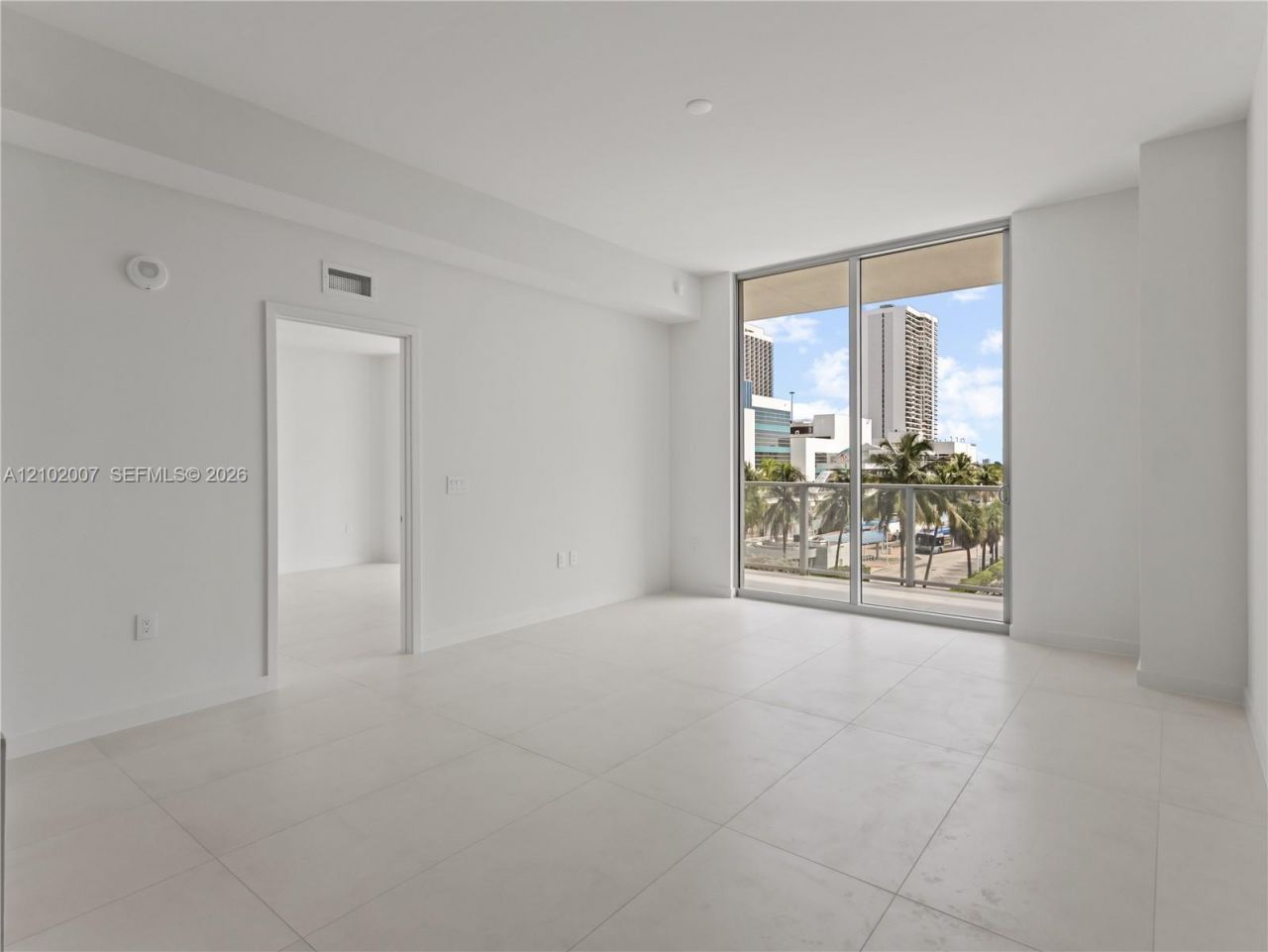 1400 Biscayne Blvd , Unit 309, Miami, FL 33132 Photo