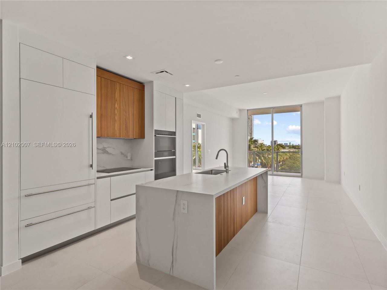 1400 Biscayne Blvd , Unit 309, Miami, FL 33132 Photo