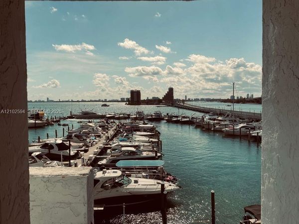 555 NE 15th St , Unit 412, Miami, FL 33132