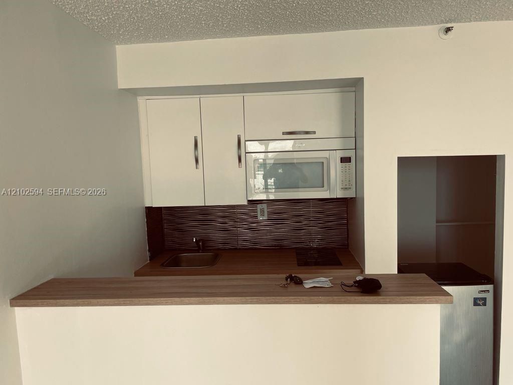 555 NE 15th St , Unit 412, Miami, FL 33132 Photo
