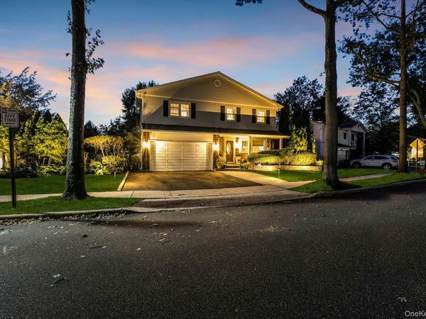 128 Soundview Drive , Port Washington, NY 11050