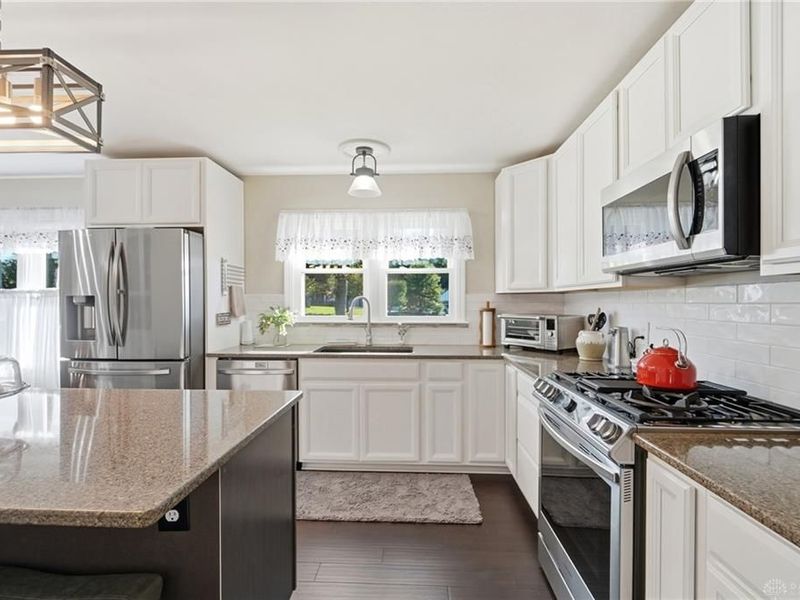 1925 W Possum Road, Springfield Township, OH 45506 Photo 20