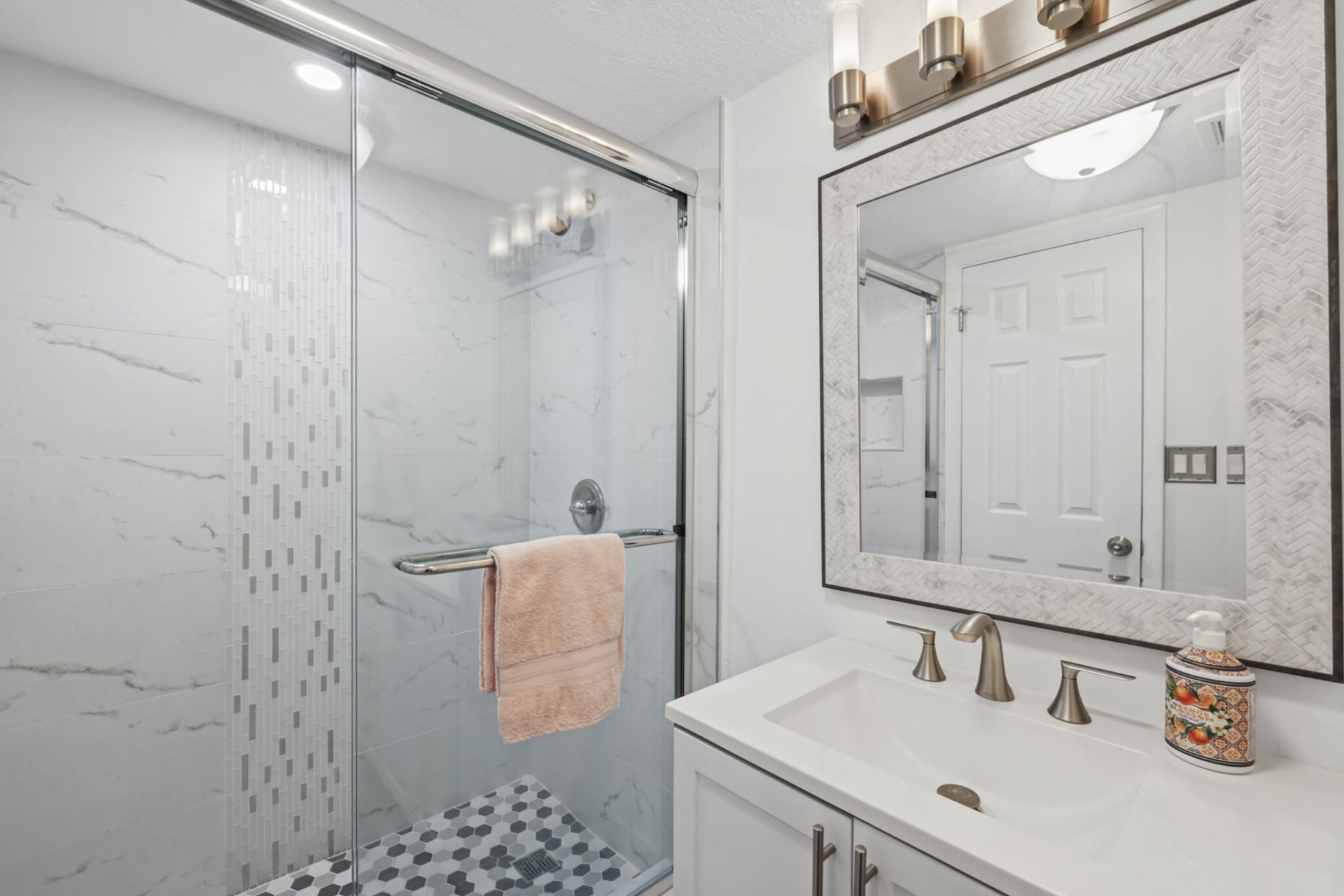 8105 NW 61st Street, Unit A203, Tamarac, FL 33321 Photo