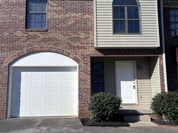 1746 Cave Mill Road #C, Bowling Green, KY 42104