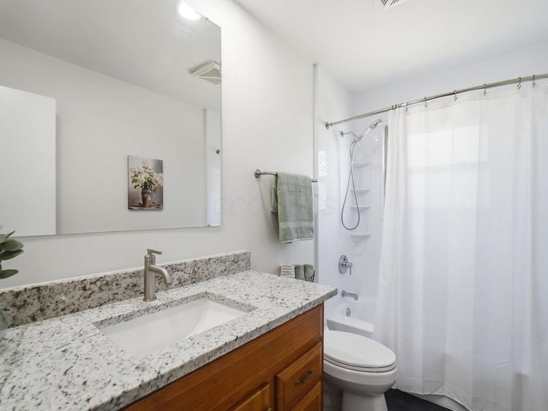 1349 Bellflower Avenue, Columbus, OH 43204 Photo 19