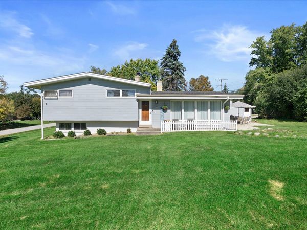 14430 Hyland Dr, Brookfield, WI 53005