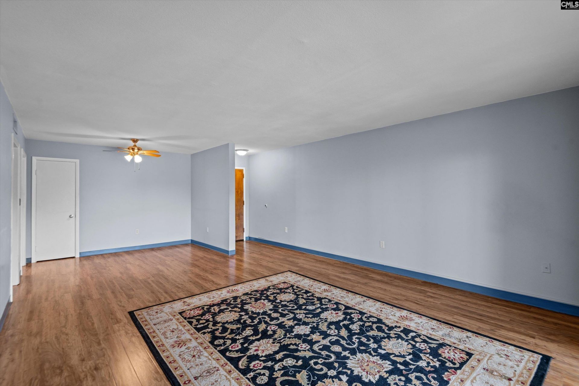 1825 Saint Julian Place Photo 8
