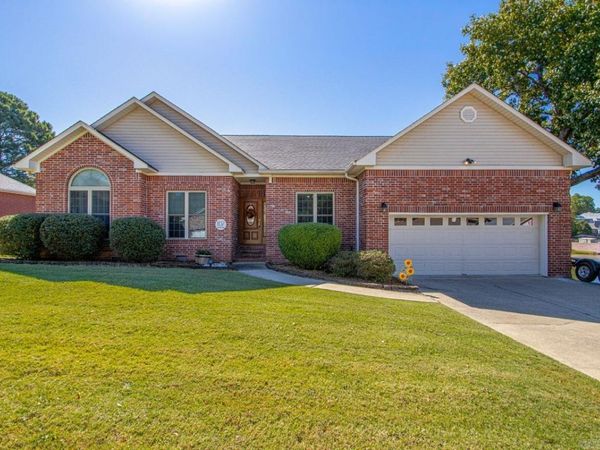 107 Four Oaks Lane, Hot Springs, AR 71901