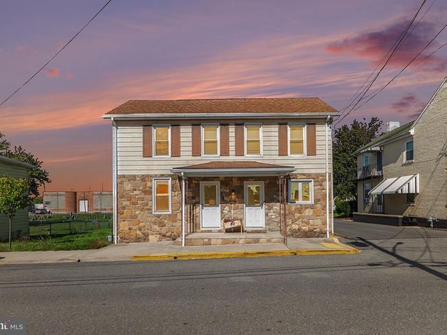 128 E Madison Street E, Greencastle, PA 17225 Main Photo
