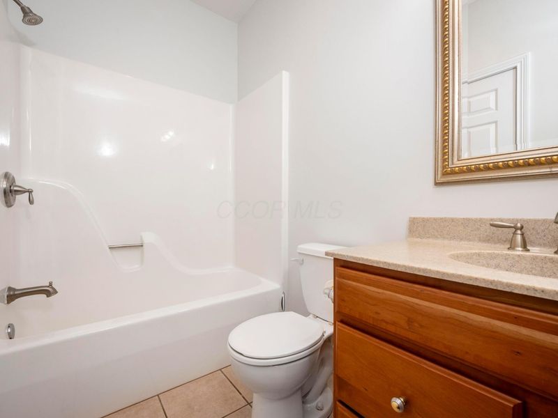 3475 Regans Way , Zanesville, OH 43701 Photo 17