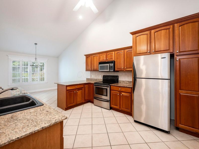 3475 Regans Way , Zanesville, OH 43701 Photo 7