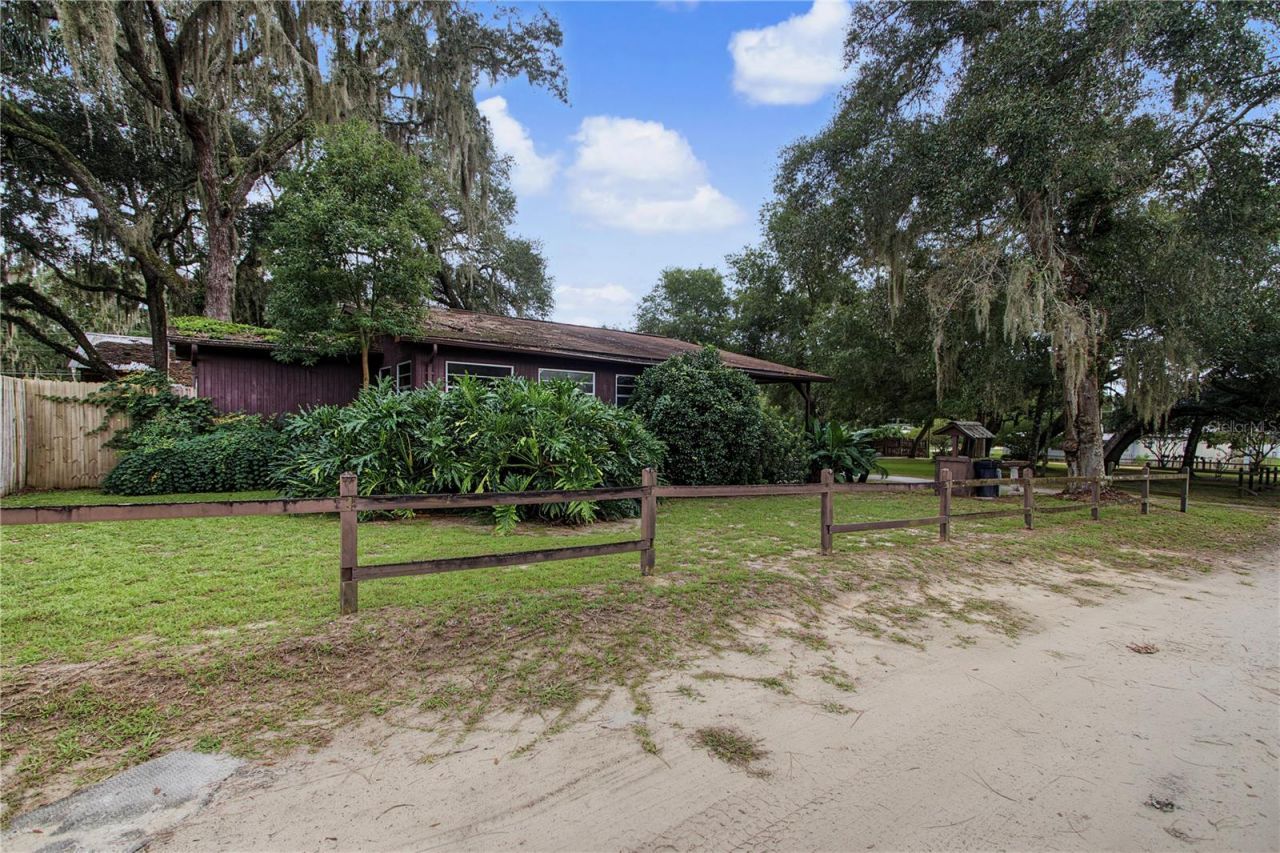 24970 NE 130th Lane , Salt Springs, FL 32134 Photo