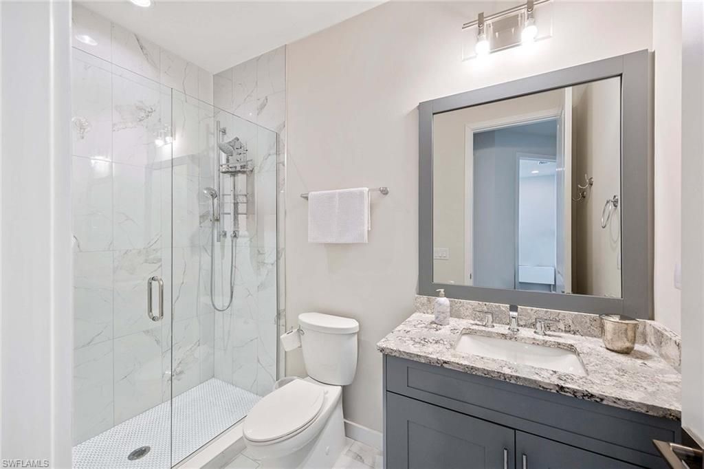 13058 Pembroke Dr, Naples, FL 34105 Photo