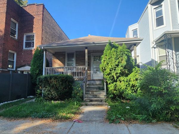 3226 N Kostner Avenue N, Chicago, IL 60641