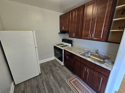Main Photo