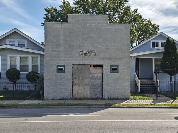 1117 W 103RD Street W, Chicago, IL 60643