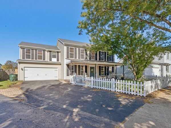 123 Eisenhower Drive , Oswego, IL 60543