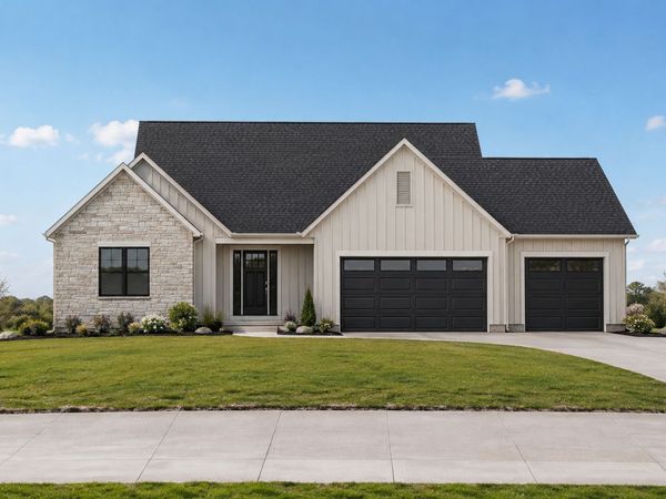 370 Linda Lane , Riverdale, IA 52722