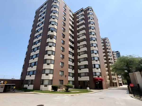 7337 S South Shore Drive, Unit 1108, Chicago, IL 60649