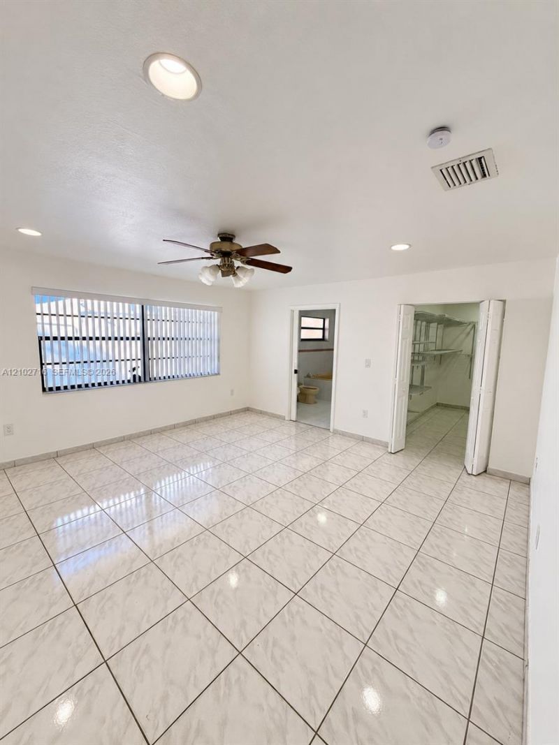 11461 SW 193rd St , Miami, FL 33157 Photo