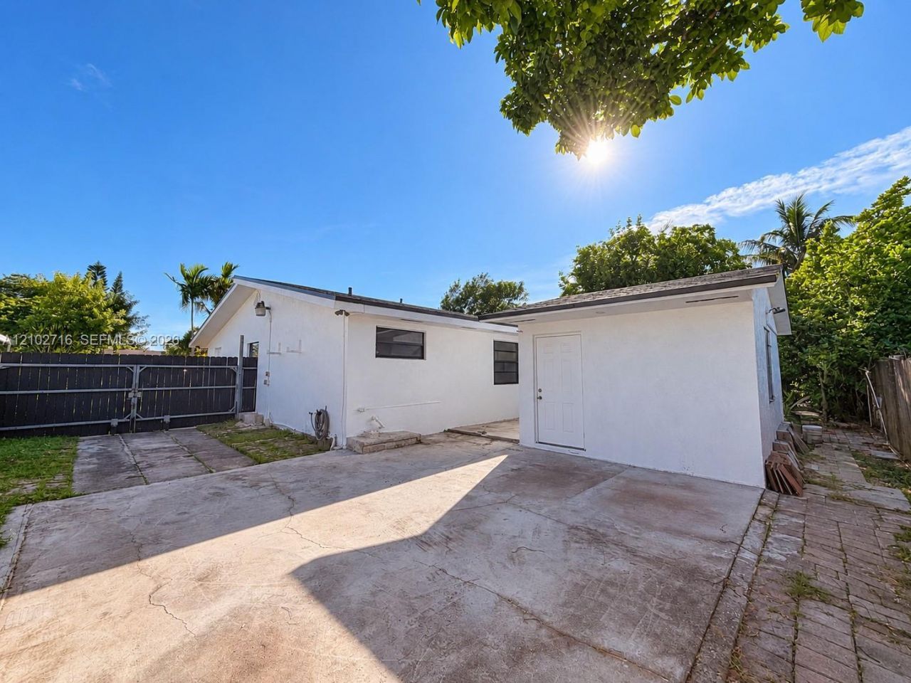 11461 SW 193rd St , Miami, FL 33157 Photo