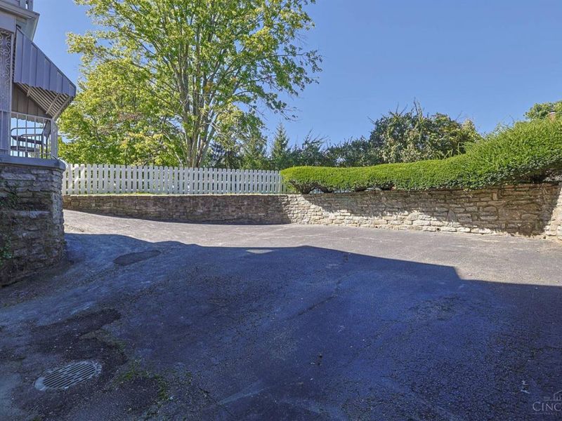7561 Kirtley Drive, Sycamore Township, OH 45236 Photo 35