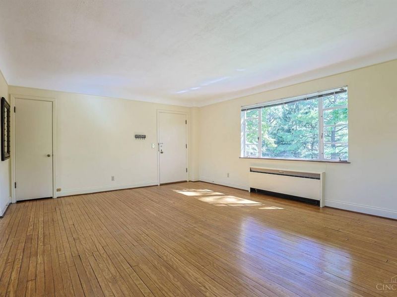 7561 Kirtley Drive, Sycamore Township, OH 45236 Photo 9