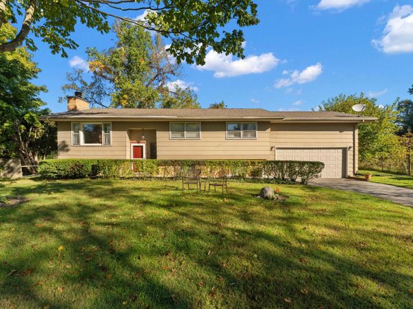 35 E 900 N , Chesterton, IN 46304