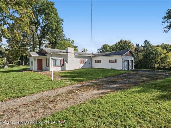 6901 Kingdon Avenue, Holt, MI 48842