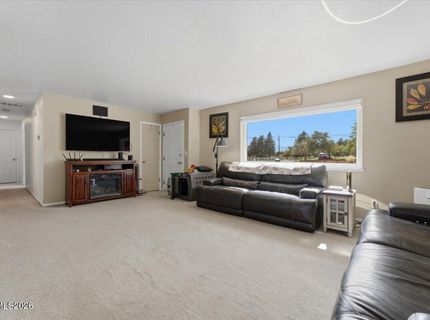 360 E Overland Street, Carson City, NV 89701 Photo