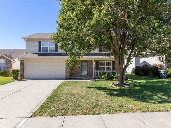 5526 Burning Tree Court , Indianapolis, IN 46239
