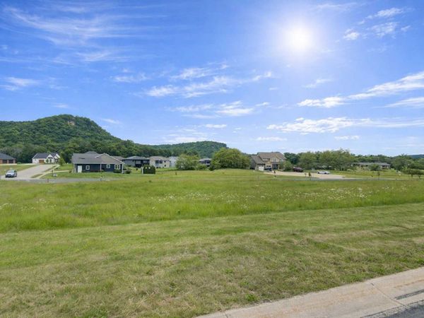 1517 Wildwood Drive, Lake City, MN 55041