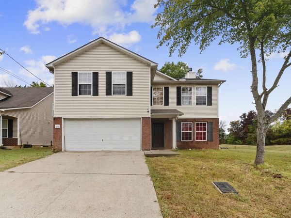 5649 Dory Dr, Antioch, TN 37013