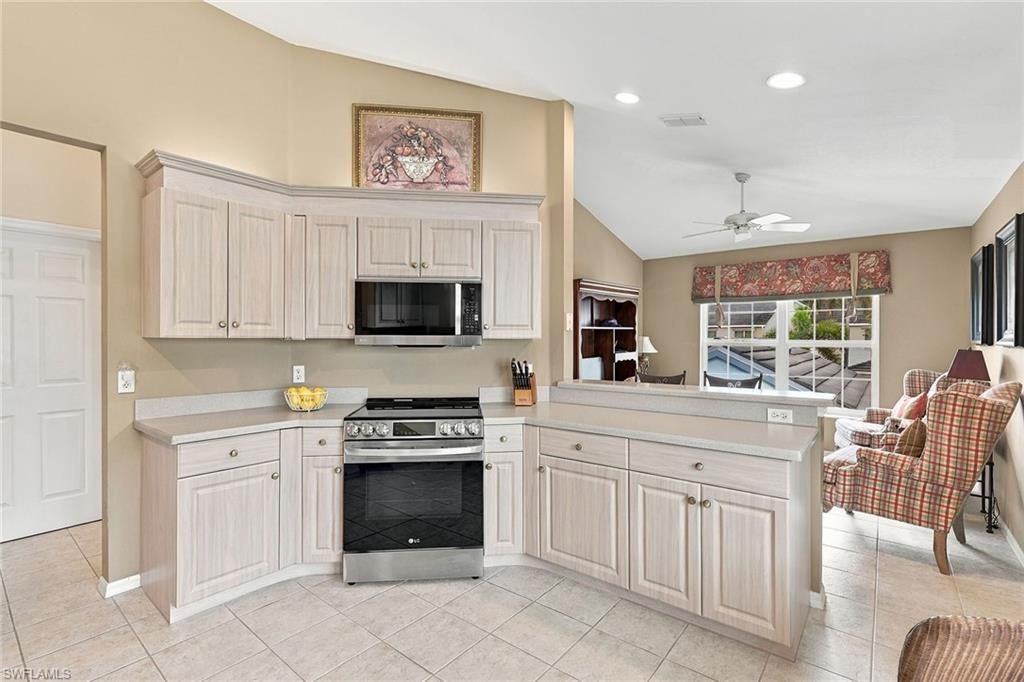 5964 Sand Wedge Ln, Unit 305, Naples, FL 34110 Photo