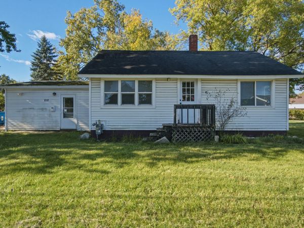 212 S 3rd Avenue, Big Rapids, MI 49307