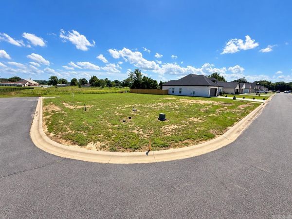 28 Dandelion Dr , Greenbrier, AR 72058