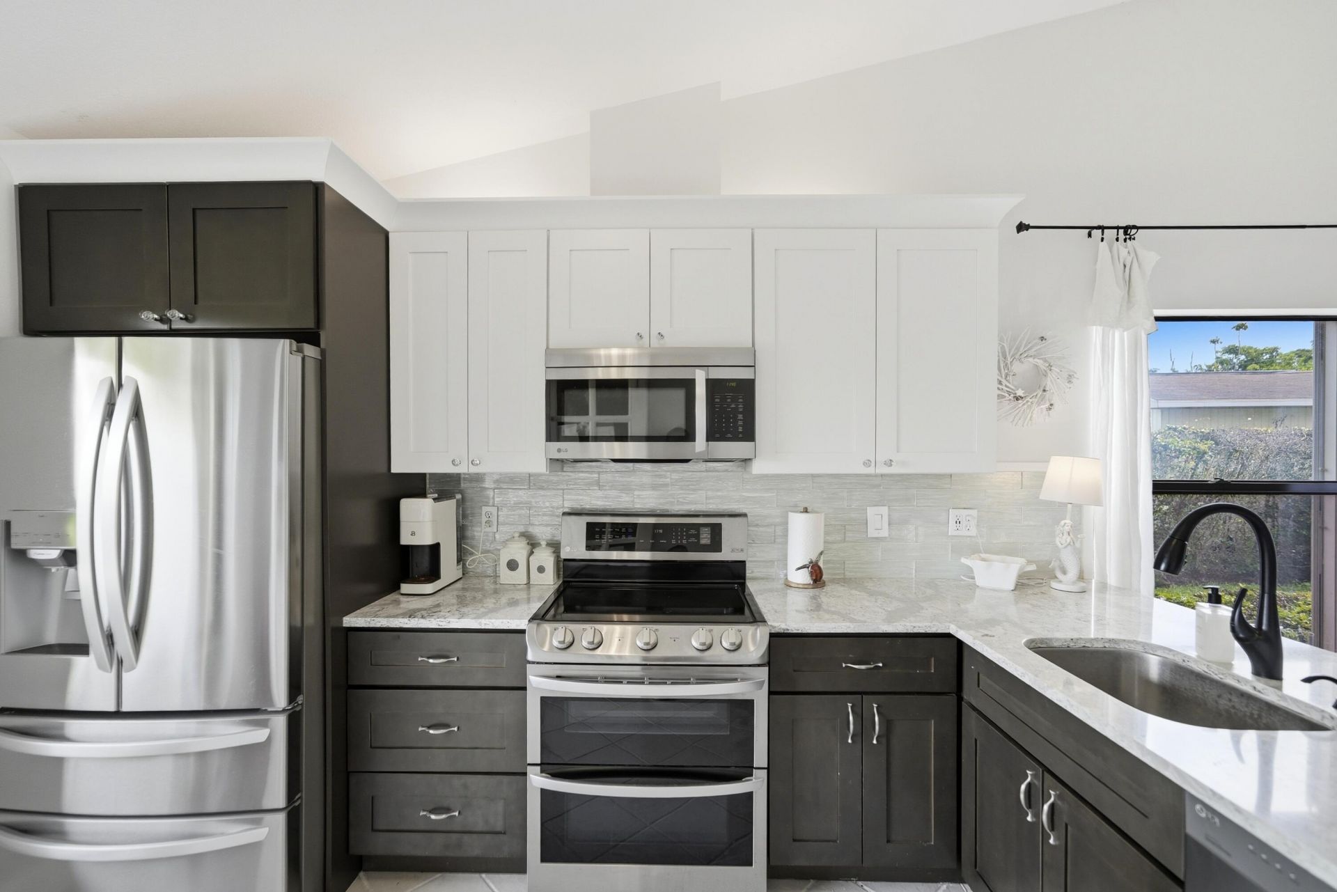 7655 SE Sugar Sand Circle, Hobe Sound, FL 33455 Photo