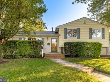 5912 3RD STREET S, ARLINGTON, VA 22204