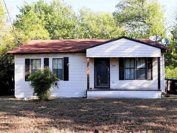 2308 Gilmer Street, Caddo Mills, TX 75135