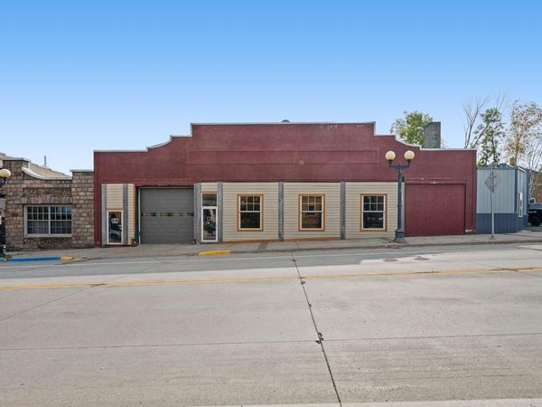 321 W Lake Street , Chisholm, MN 55719