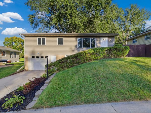2642 11th Avenue NW, Rochester, MN 55901