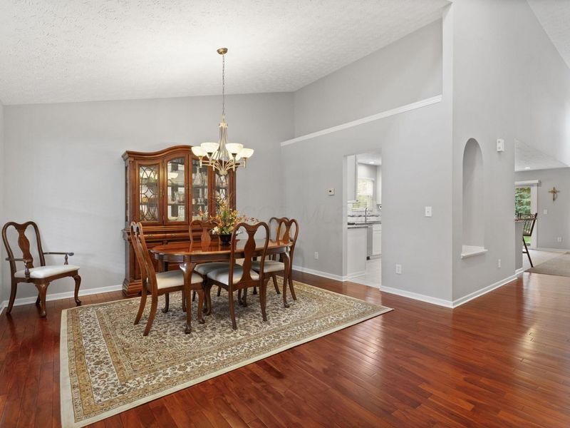 6330 Commonwealth Drive, Westerville, OH 43082 Photo 15