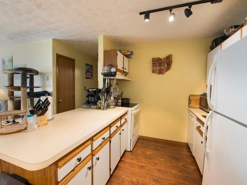4423 Hammerton Drive, Unit 11A, Columbus, OH 43228 Photo 10