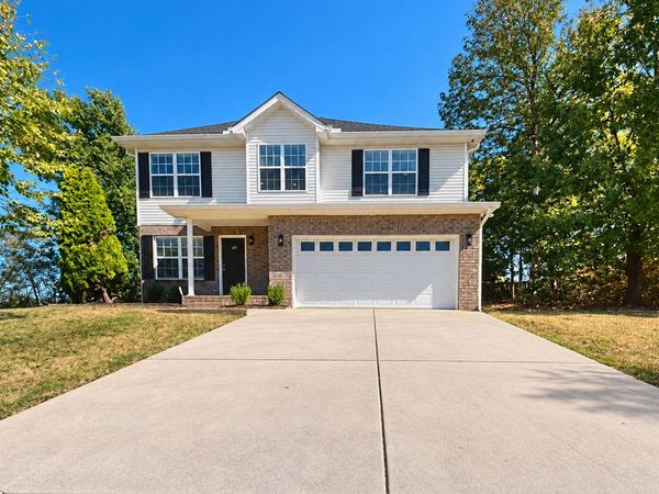 637 Martinsdale Ct, La Vergne, TN 37086